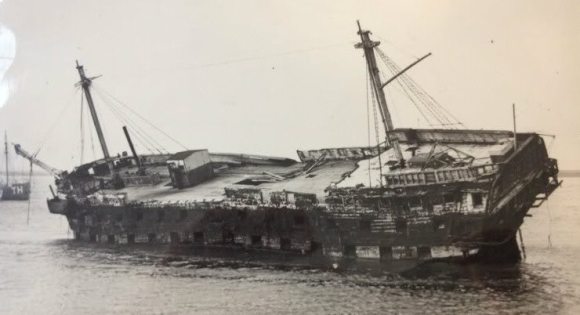 luftwaffe sinks british ship
